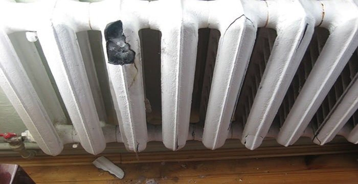 Когда необходимо менять радиаторы отопления